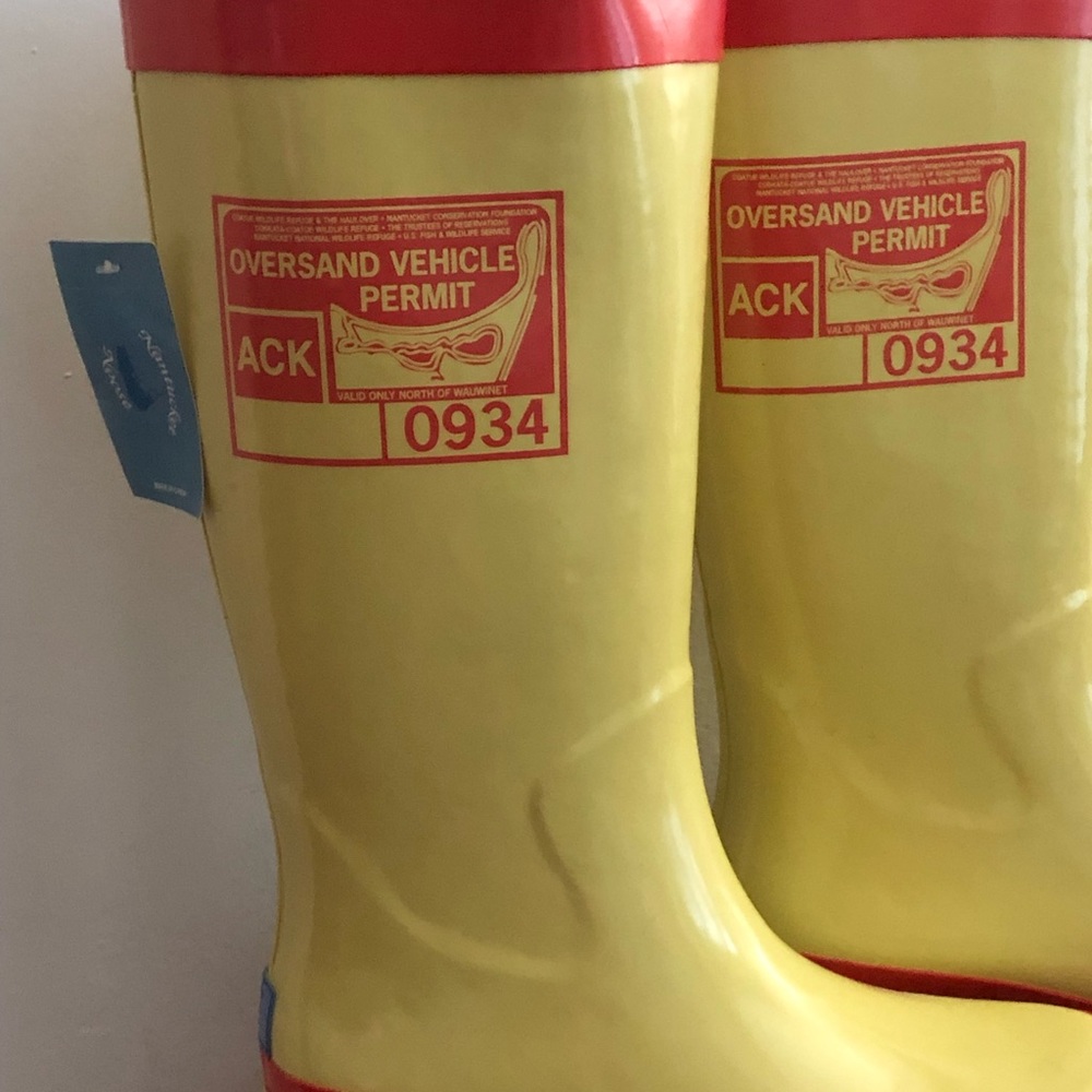 New Nantucket Noose rain boots Oversand Vehicle Permit yellow Size 7
